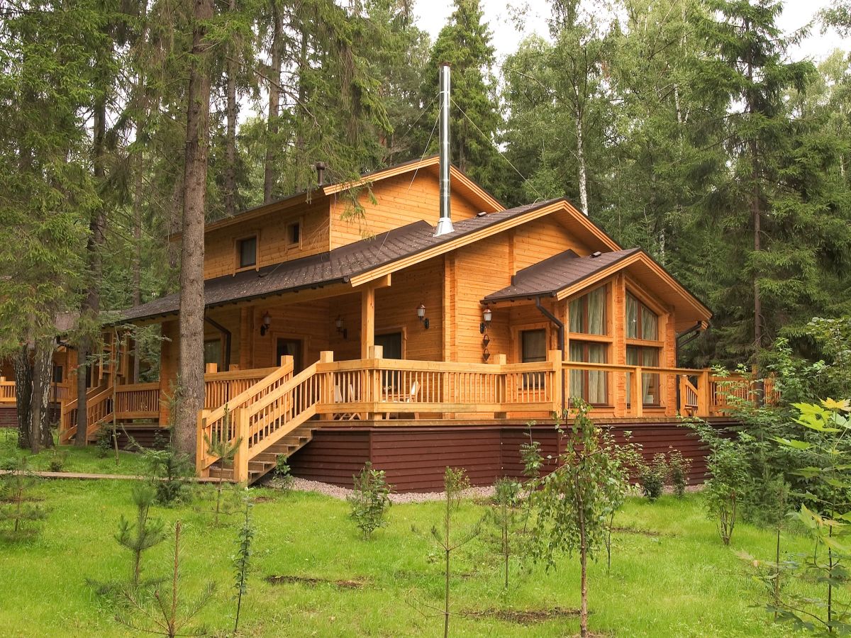 A log house country village at Lake Istra